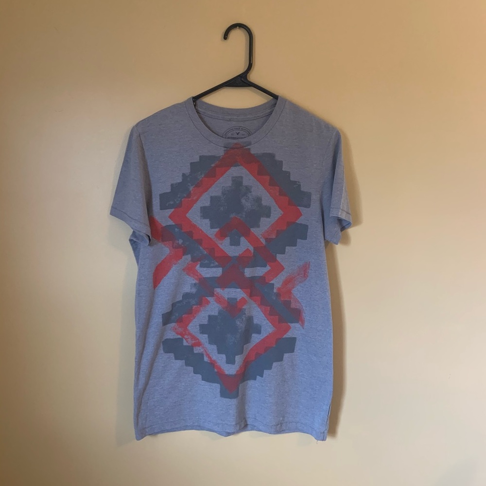 AMERICAN EAGLE Graphic Tee - S / Gray / Abstract